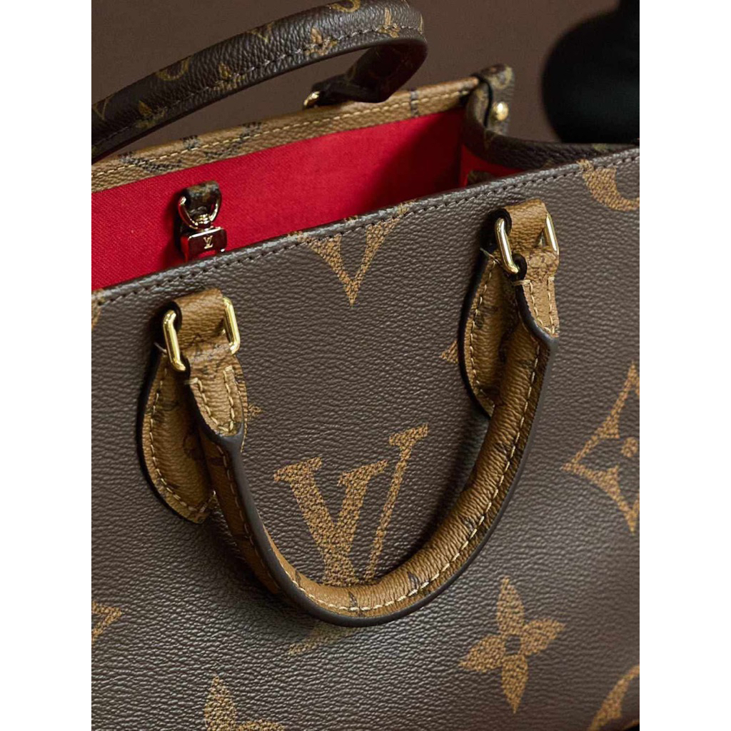 กระเป๋าสินค้าสมนาคุณ ขนาด 10 นิ้ว👑🥰🌈🥰💕 - รูปที่ 2