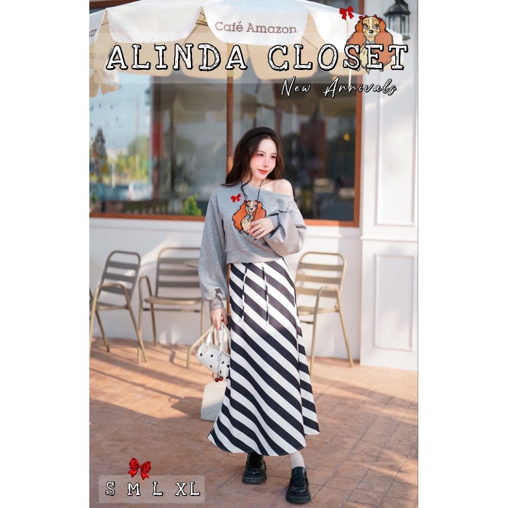 𝘼𝙇𝙄𝙉𝘿𝘼 𝘾𝙇𝙊𝙎𝙀𝙏 ᯓ ★ ชุดเซ็ทเสื้อคอปาดสีเทาปักลายน้องเลดี้+กระโปรงยาวลายทางขาว-ดำ ทรงสวย ผ้าดีมาก