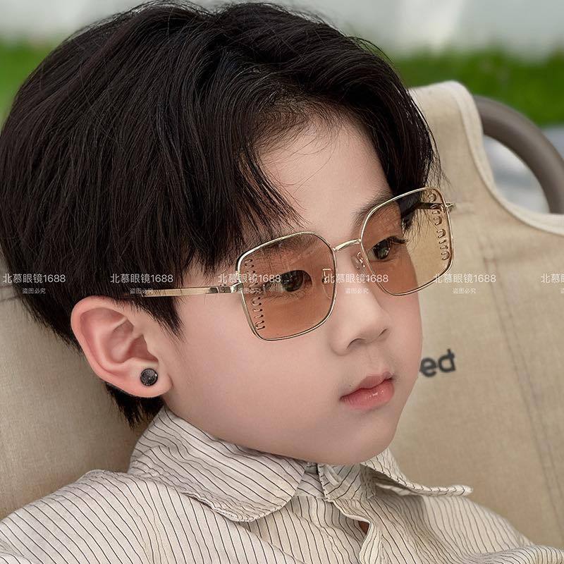 แว่นตาเด็ก แว่นแฟชั่น พร้อมส่งในไทย ดีไซน์ทันสมัย