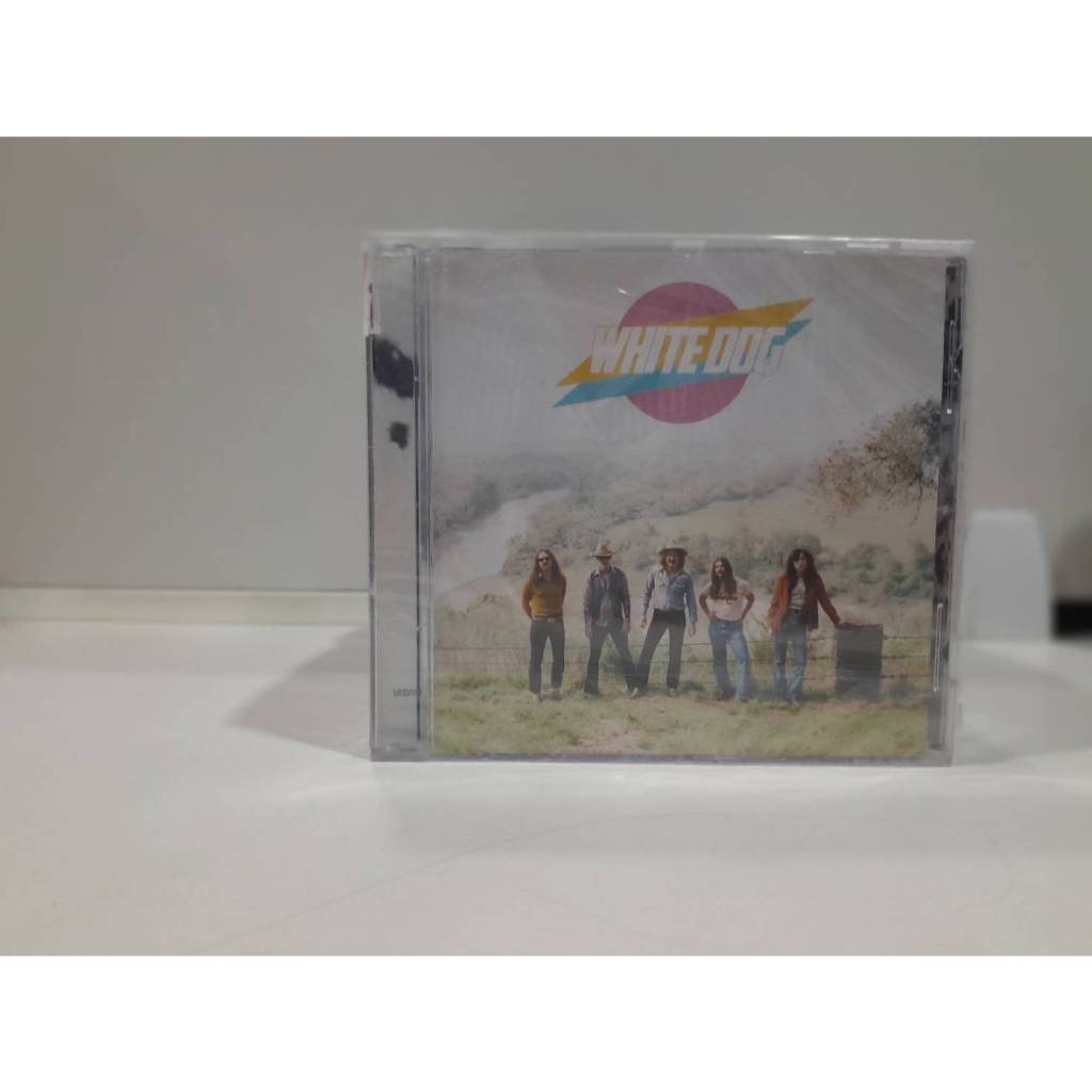 1 CD MUSIC  ซีดีเพลงสากล   White Dog  White Dog   White Dog  (G7B64)