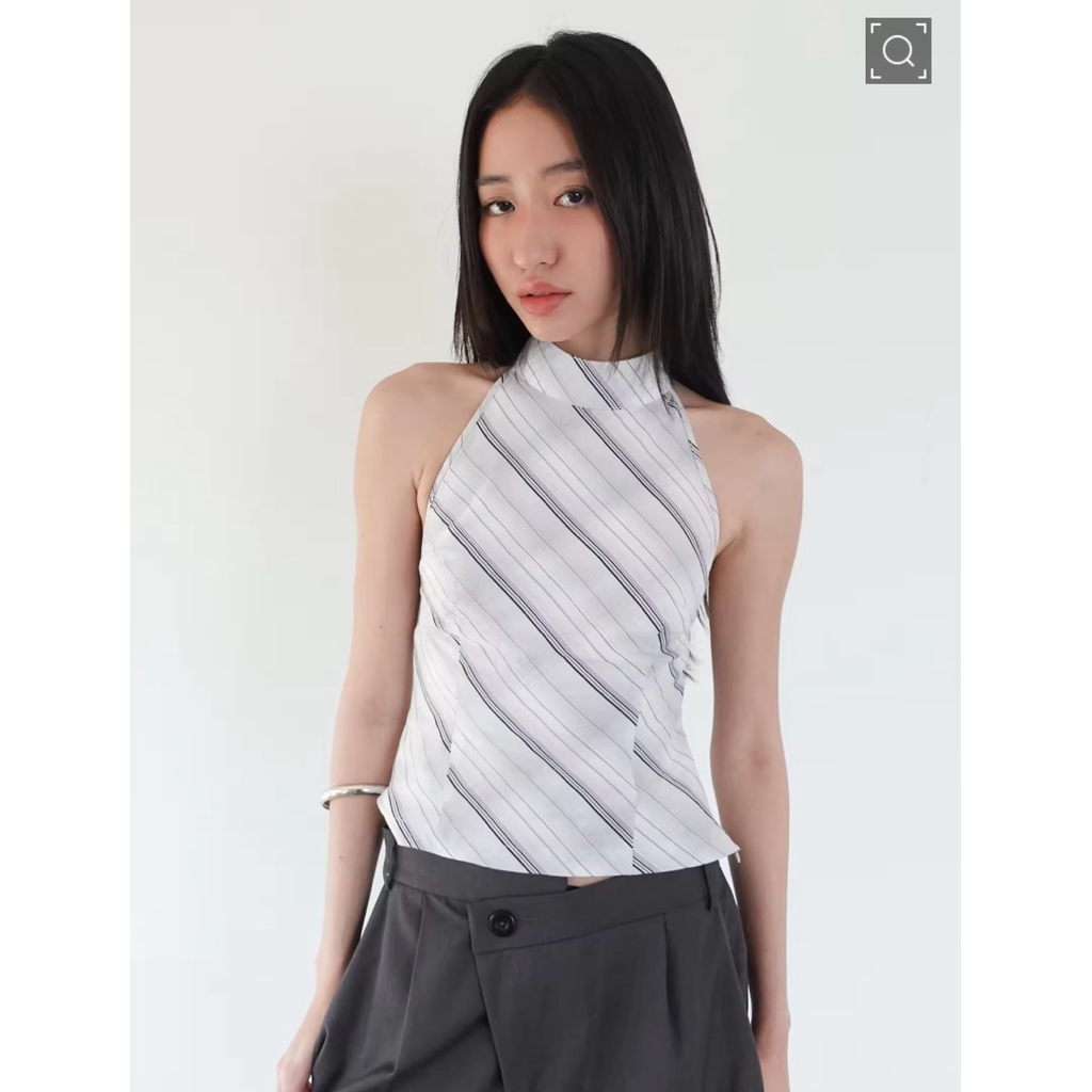 ส่งต่อ rumon official ไซส์ M ไม่มีตำหนิ 1,100฿ (shop1,790)