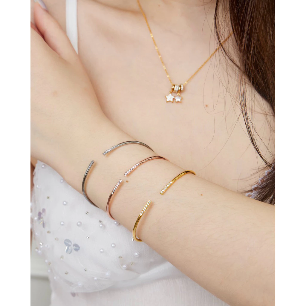 Socrush.bkk | GLITZIE BANGLE | SB-001 | กำไลข้อมือ กำไล เพชร