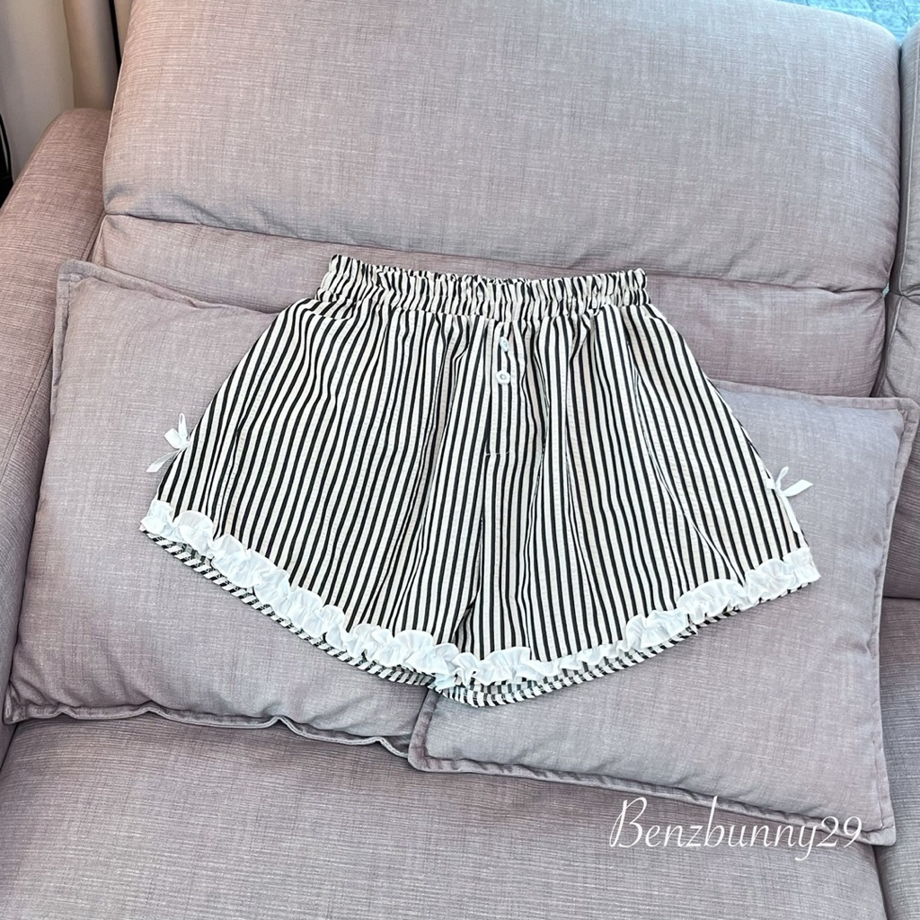 Benzbunny -Dreamy shorts เอว 32-42“ กางเกงขาสั้นแต่งระบาย-โบว์ สไตลล์น่ารัก ใส่สบาย #1047 รูปที่ 3