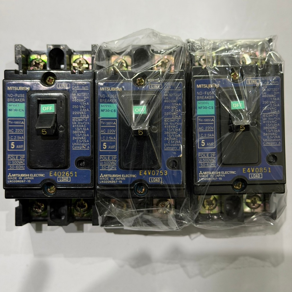 เบรกเกอร์มือสองญี่ปุ่น รุ่นNF30-CS 2P 5A,10A MITSUBISHI / รุ่นEA32 2P 10A FUJI