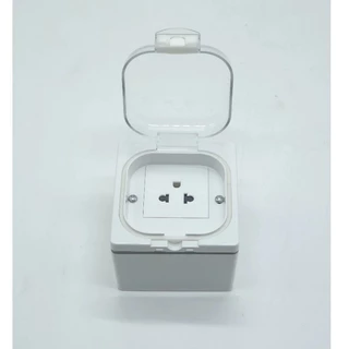 FUJICUT Waterproof Socket with Socket 3 Pin 16A 250V เต้ารับกราวด์เดี่ยวติดลอยแบบมีฝาครอบกันน้ำ IP68 รุ่น C86-3024 A6WH