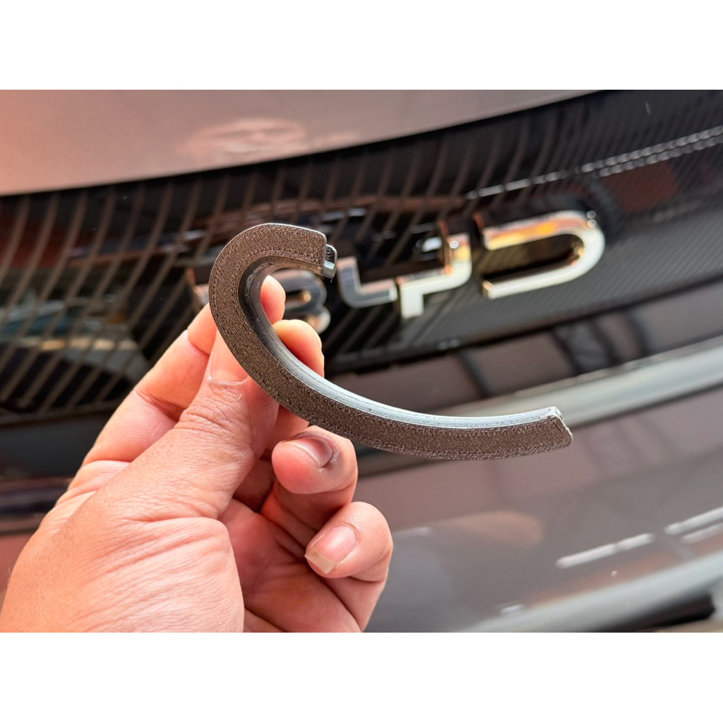 อุปกรณ์ป้องกันเข็มขัดนิรภัยบาดการ์ด เสาB  BYD Dolphin