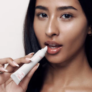 MIRÒS Lip Spread ลิปบาล์ม ลิปมันบำรุงริมฝีปาก เนื้อบัตเตอร์ ไม่เหนียว 15ml