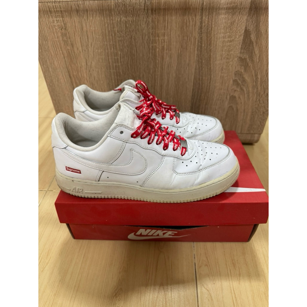 Nike air force 1 supreme size 9UK 44EUR 28cm มือสอง
