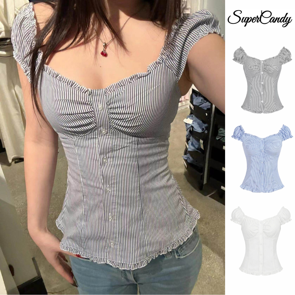 SuperCandy🌷เสื้อเชิ้ตแขนสั้นลายทางคอวี ทรงสวยหวาน มีระบาย ติดกระดุม ช่วยให้ดูผอมเพรียว ชุดสาวเซ็กซี่