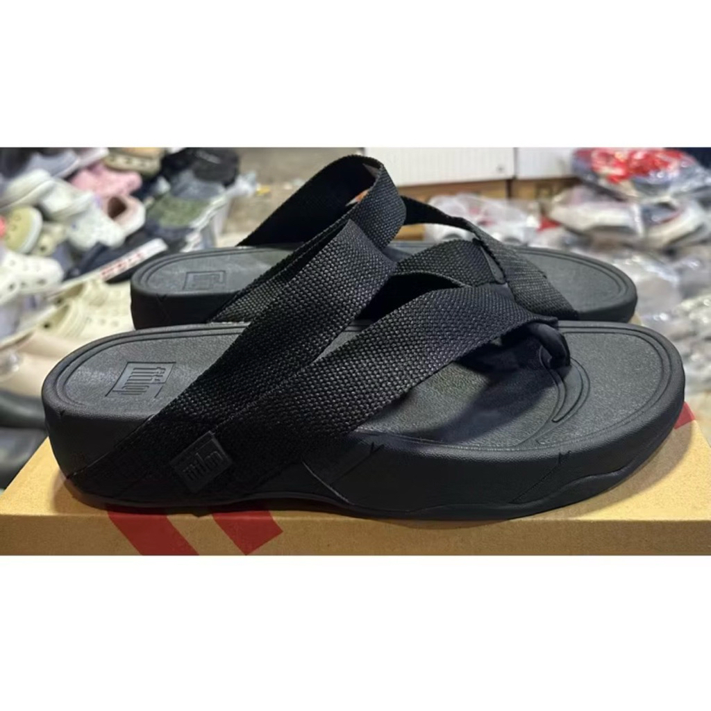 รองเท้า FitFlop มีหลายสี หลายไซส์ ตั้งแต่ 36 ถึง 44 ของแท้แน่นอน 	