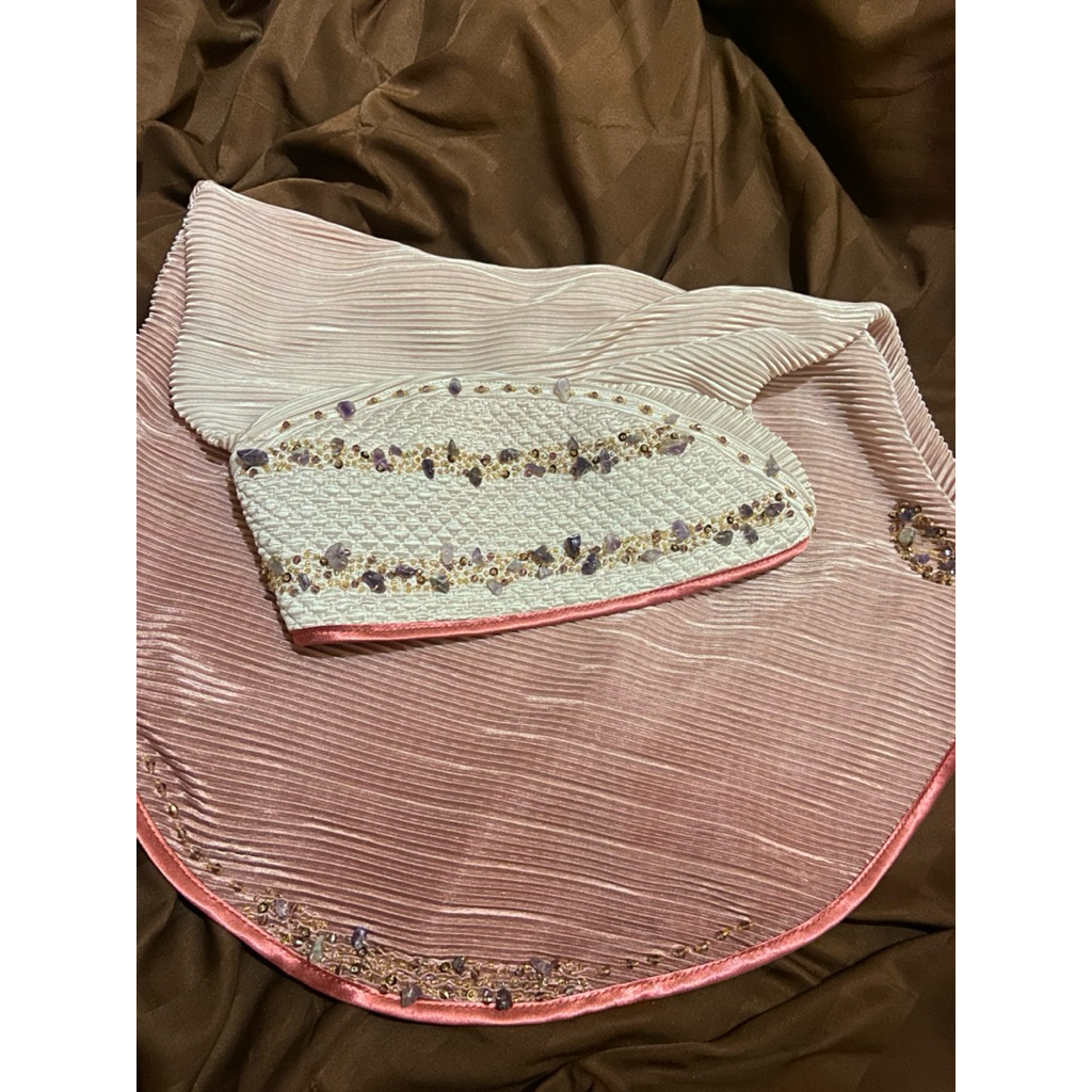 ผ้าคลุมนูนูห์ (Nunuh) มือสอง✌🏻