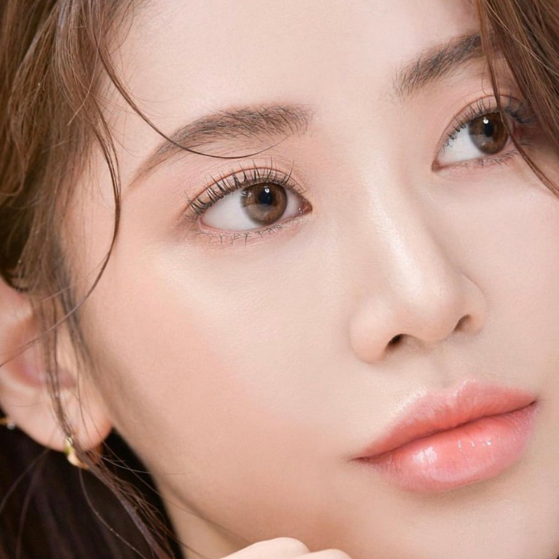 Glitzlens คอนแทคเลนส์รายเดือน วัสดุ Hydrogel Ultraslim สี Classic Brown [Dia14.0] เลนส์บางพิเศษ ใส่สบาย ยืดหยุ่นสูง รูปที่ 3