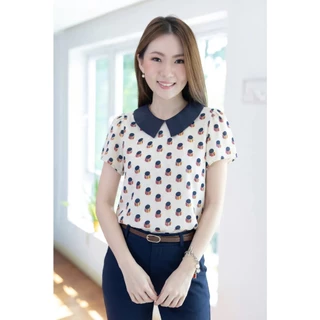 Narinari : MT1301 Point Collar Blouse – เสื้อลายกราฟิก ปกบัวแหลม
