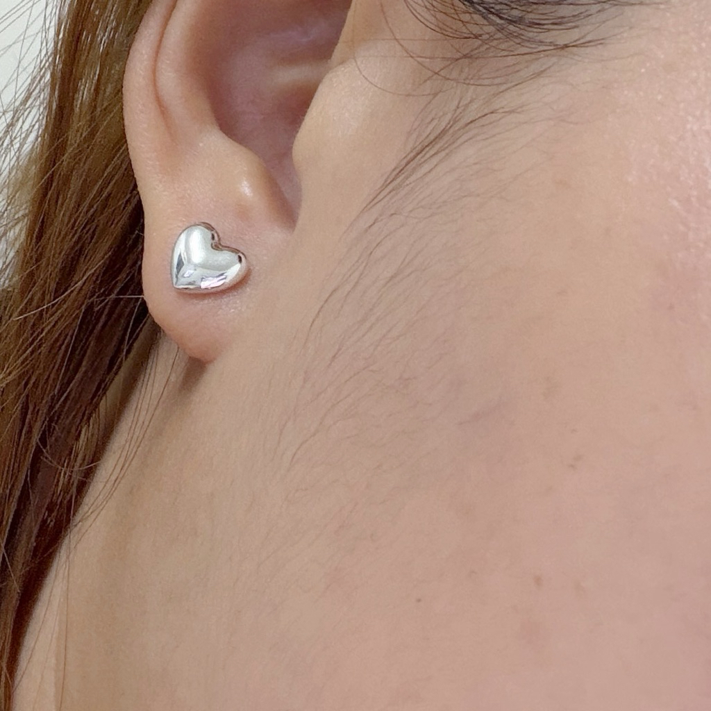Happy Crumbs - Being Heart Earing 🤍