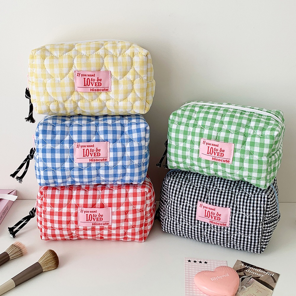 พร้อมส่ง🇹🇭 A116 กระเป๋าเครื่องสำอางลายหัวใจ เก็บเครื่องสำอาง  กระเป๋าเครื่องเขียน จัดระเบียบ