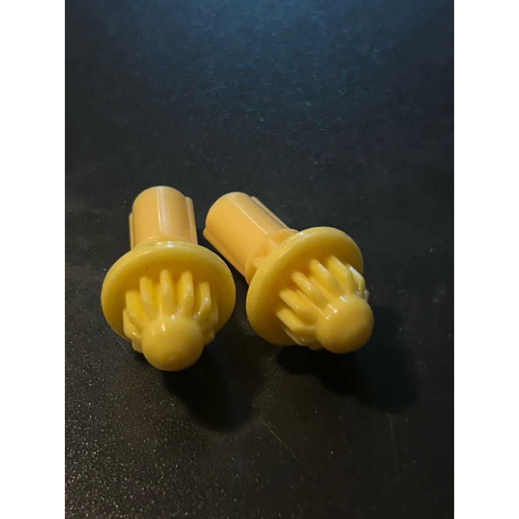 BiT ballสีเหลืองมือ1ในซิล