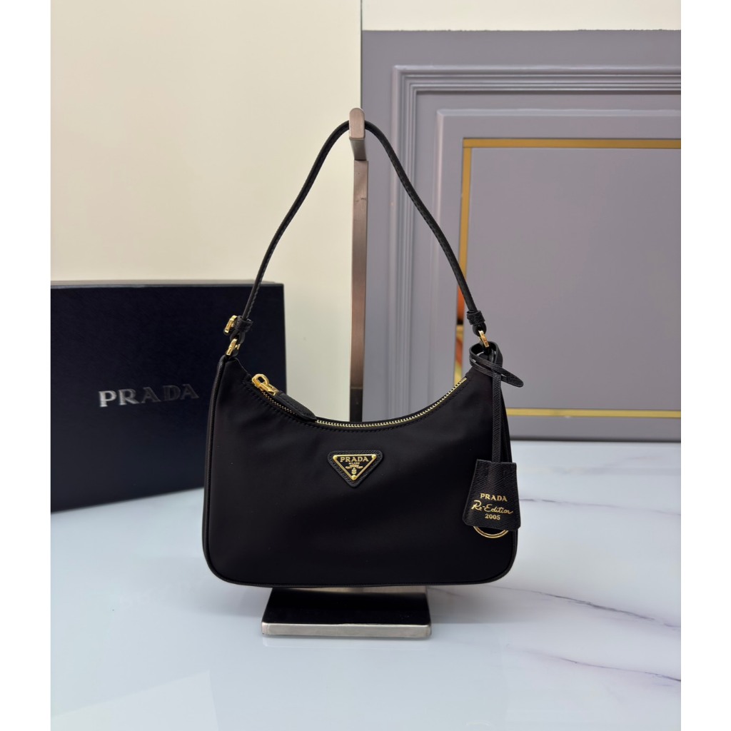 กระเป๋ษ 1:1 รุ่นขายดี  vip   งานละอียด มากๆ งานVIP1:1 มี5 สี งาน vip  Size 22cm