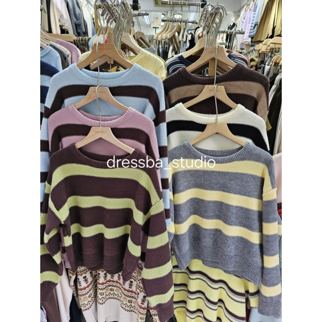 พร้อมส่ง ✨️✨️ เสื้อครอปแขนยาว ผ้านุ่มฟู – โปรปัง