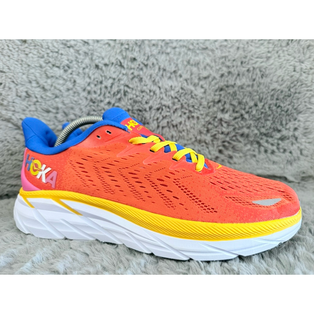 Hoka Size 44 ยาว 28 cm (รองเท้ามือสอง)