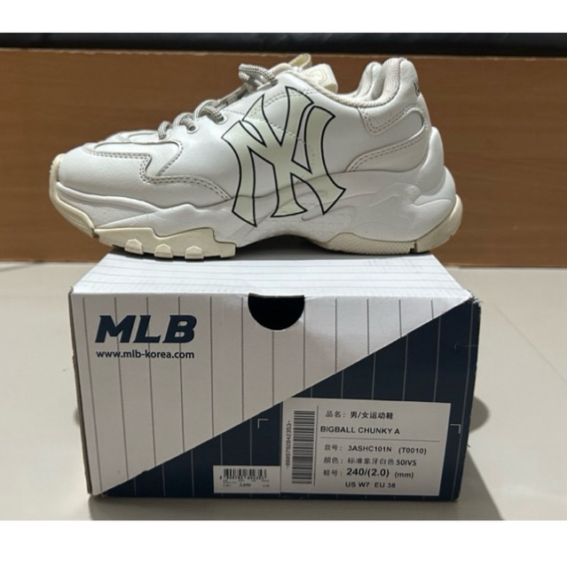 MLB รองเท้าผ้าใบ Unisex รุ่น 3ASHC101N 50IVS - สีขาวงาช้าง (มือสอง)ของแท้ เบอร์38