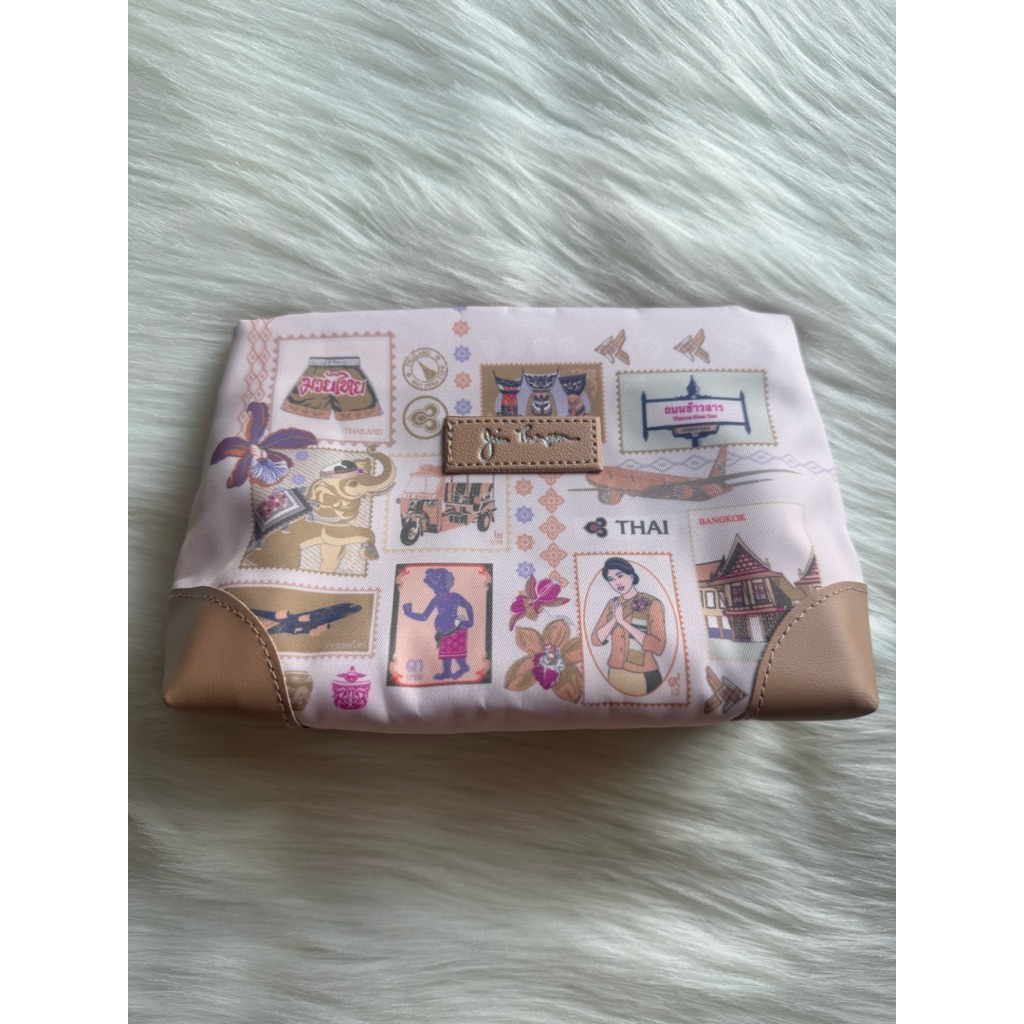 กระเป๋า Jim Thompson จากการบินไทย สำหรับชั้น Bissiness class