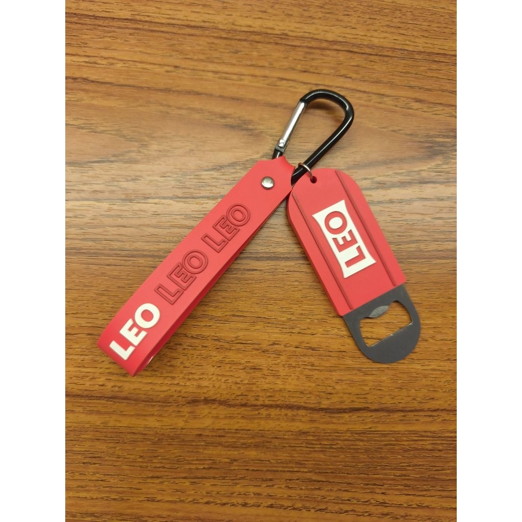 ที่เปิดขวดพร้อมพวงกุญแจ LEO