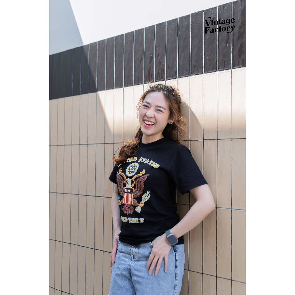 Vintage Factory เสื้อยืด BRAVE EAGLE - งานสกรีน (มี 5 สี ดำ ขาว ครีม กรม แดง) ผ้าคอตตอนแท้ 100%