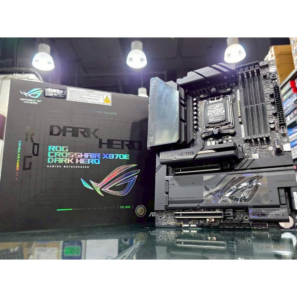 ASUS ROG CROSSHAIR X870E DARK HERO MAINBOARD