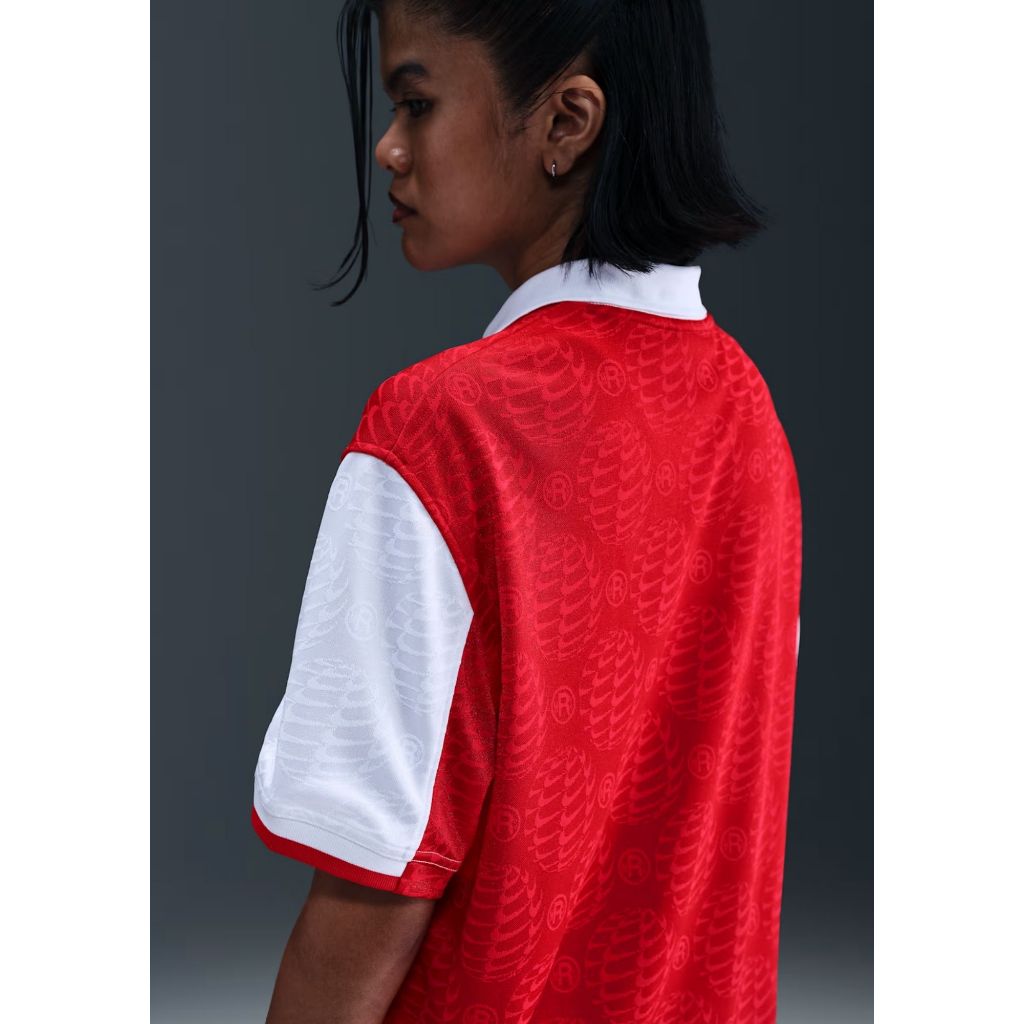 Nike Sportswear Men's T-Shirt (Safety Orange)