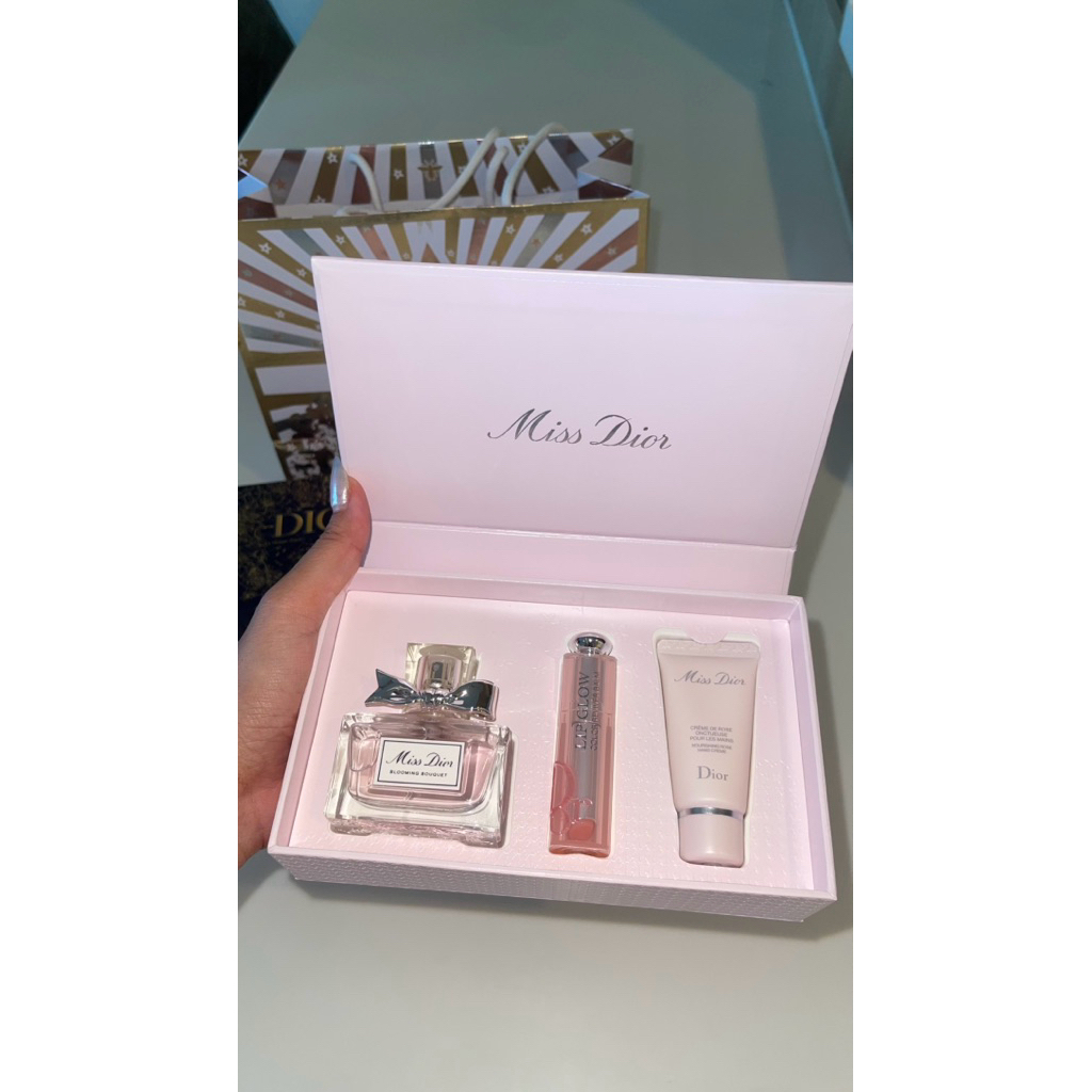 น้ำหอม Dior Miss Dior Blooming Bouquet Gift Set แท้ 100% จาก shop ไทย | น้ำหอม + ลิป + ครีมมือ พร้อม