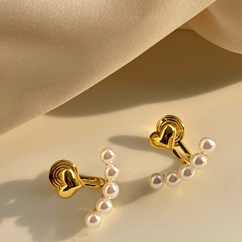 ต่างหูหนีบรุ่น Nella Pearl แป้นขดลวด