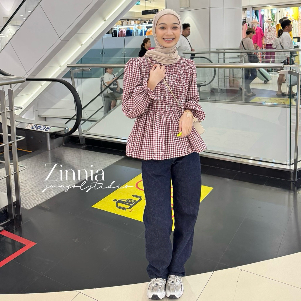 Zinnia ( เสื้อ Newสม้อค ลายสก๊อต)