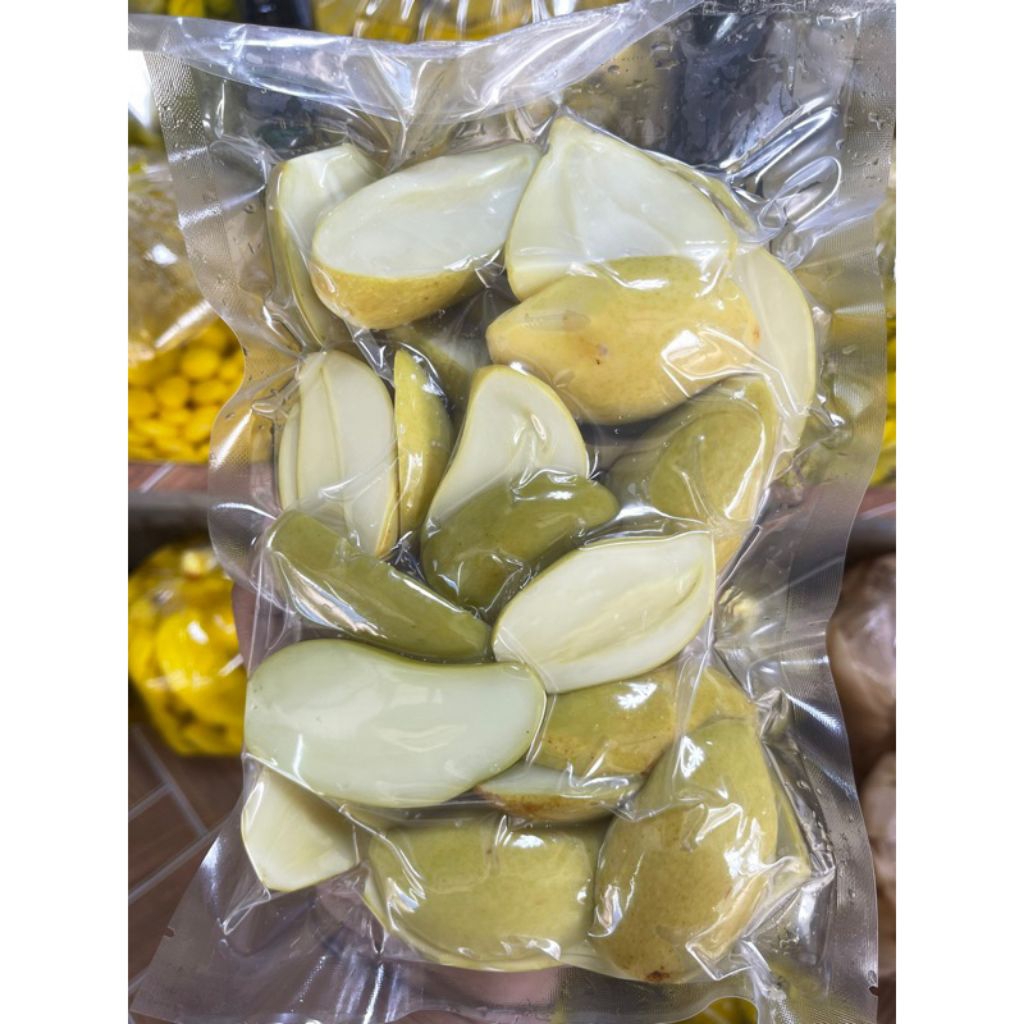มะม่วงเบาใต้ดองสามรส 250 กรัม พร้อมพริกเกลือลาว
