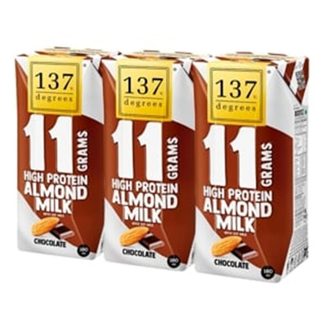 137 Degrees Almond Milk Chocolate High Protein 180ml x3 per pack137 ดีกรี นมอัลมอนด์ช็อกโกแลตโปรตีนส