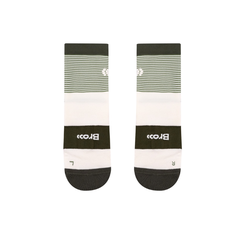 BROOO LOW CREW SOCKS TRAIL OUT OF PLAY GREEN