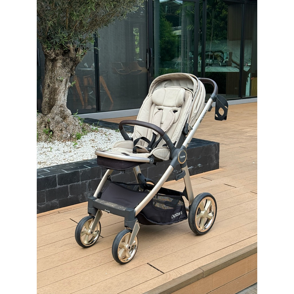 รถเข็น Oyster3 สี แชมเปญ 🥂 สภาพดี ประมาณ 90%
