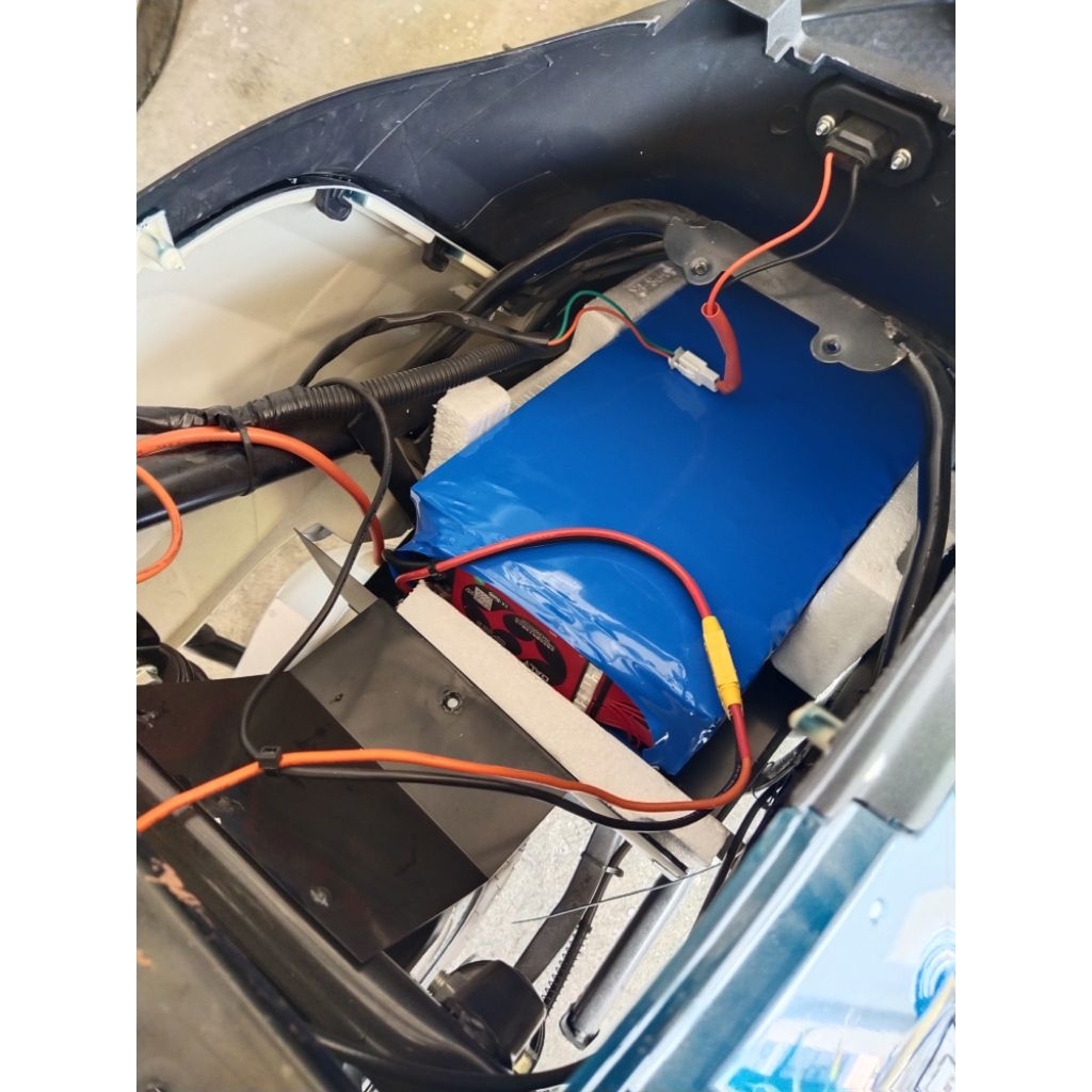แบต LFP ขนาด 48V 18Ah สำหรับรถจักรยานไฟฟ้าหรือรถสามล้อไฟฟ้า