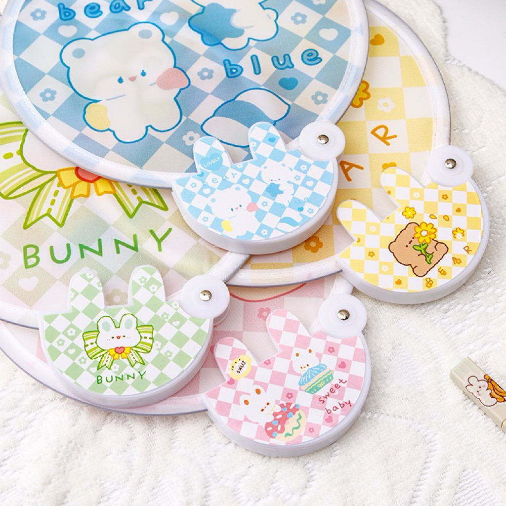 พัดพกพา พัดสปริงพับเก็บได้ พร้อมกระเป๋า ลายการ์ตูนน่ารัก พับเก็บได้ แก้ร้อน (ส่งจากไทย)