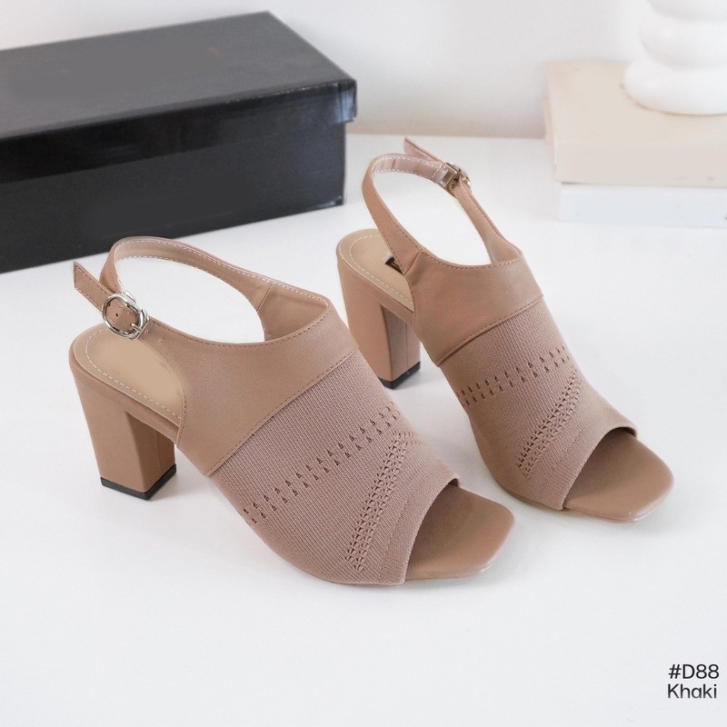 D88 รองเท้าส้นสูง ไม่ได้มีดีแค่ความสวย แต่มาพร้อมสัมผัสที่นุ่มนวลที่สุด