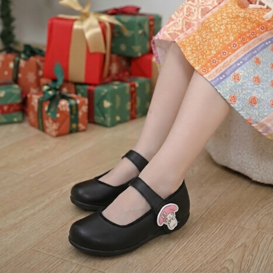 MY MELODY รองเท้านักเรียนมายเมโลดี้ ซัพกำมะหยี่ ลวดลายน่ารัก รองเท้านักเรียนเด็ก รุ่นMM-105