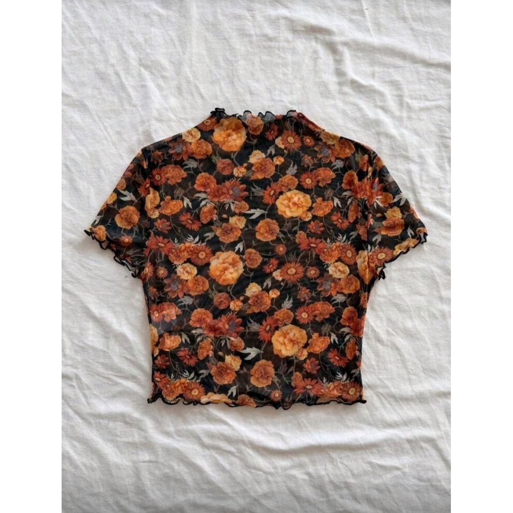 พร้อมส่ง!! ครอปซีทรูลายดอกไม้ เสื้อลายดอกไม้ เสื้อสงกรานต์