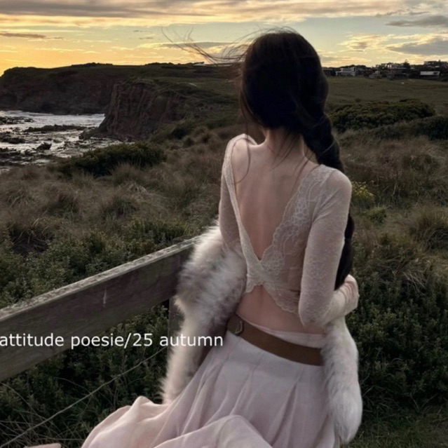 78 Studio – Twist lace top เสื้อลูกไม้ซีทรู ราคา ถูกที่สุด ดีลบีเคเค รูปภาพหลัก