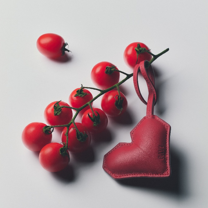 Pavi Studio - Charm Xīn ที่ห้อยกระเป๋ารูปหัวใจ หนังแท้ มี 2 สี