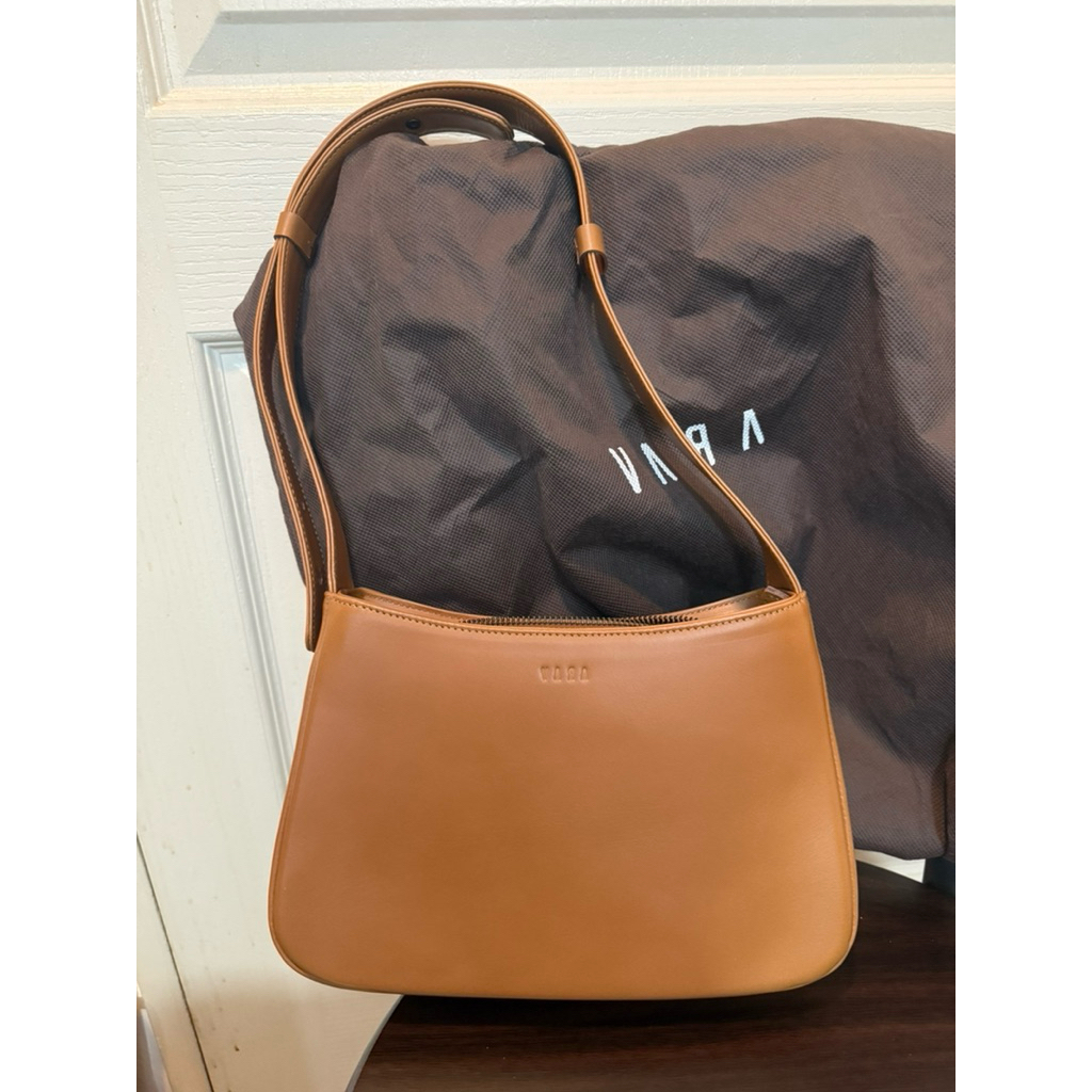 used* vara bag กระเป๋าหนังแท้แบรนด์ไทย yard shoulder สวย! ยาแนวครบไม่มีแตกเลย 🎀