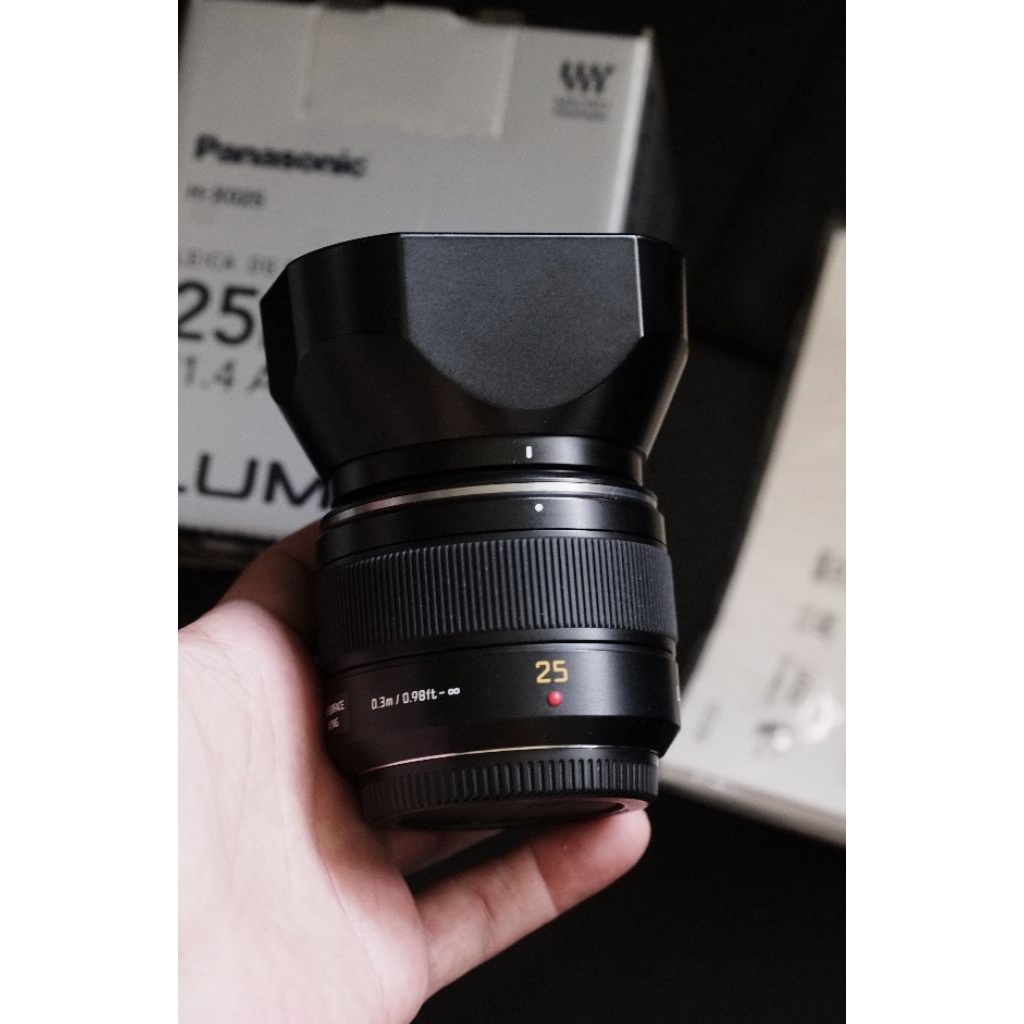 Panasonic LEICA DG SUMMILUX 25mm F1.4 ASPH