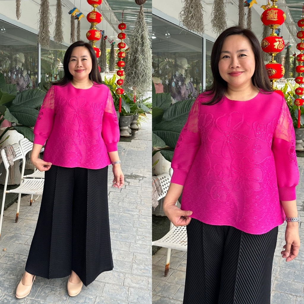Pleatbynisa A998 เสื้ออัดพลีท แขนกระบอก แต่งเพชร สีพื้น รูปที่ 4