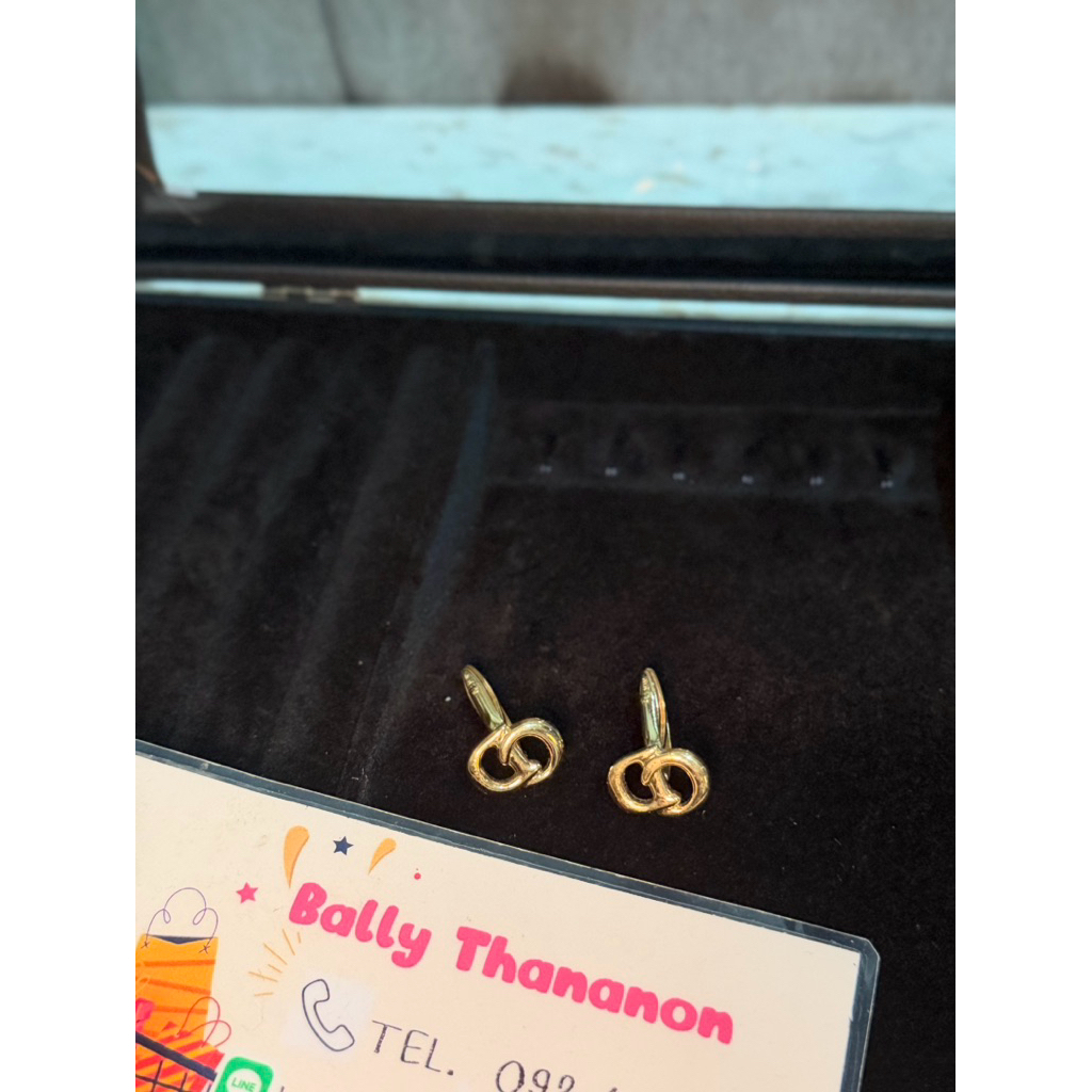 Christian Dior cufflink