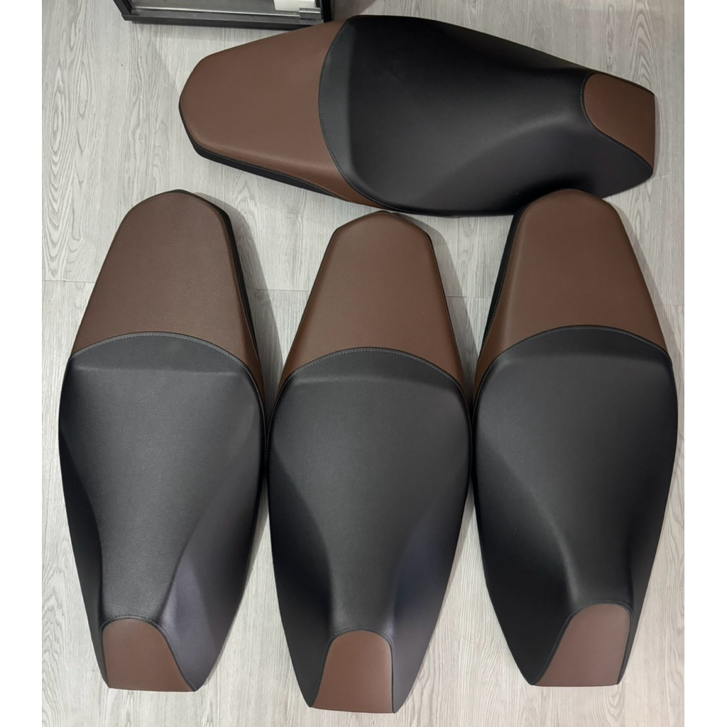 เบาะ PCX160 ABS 2025 น้ำตาลดำ มือสอง