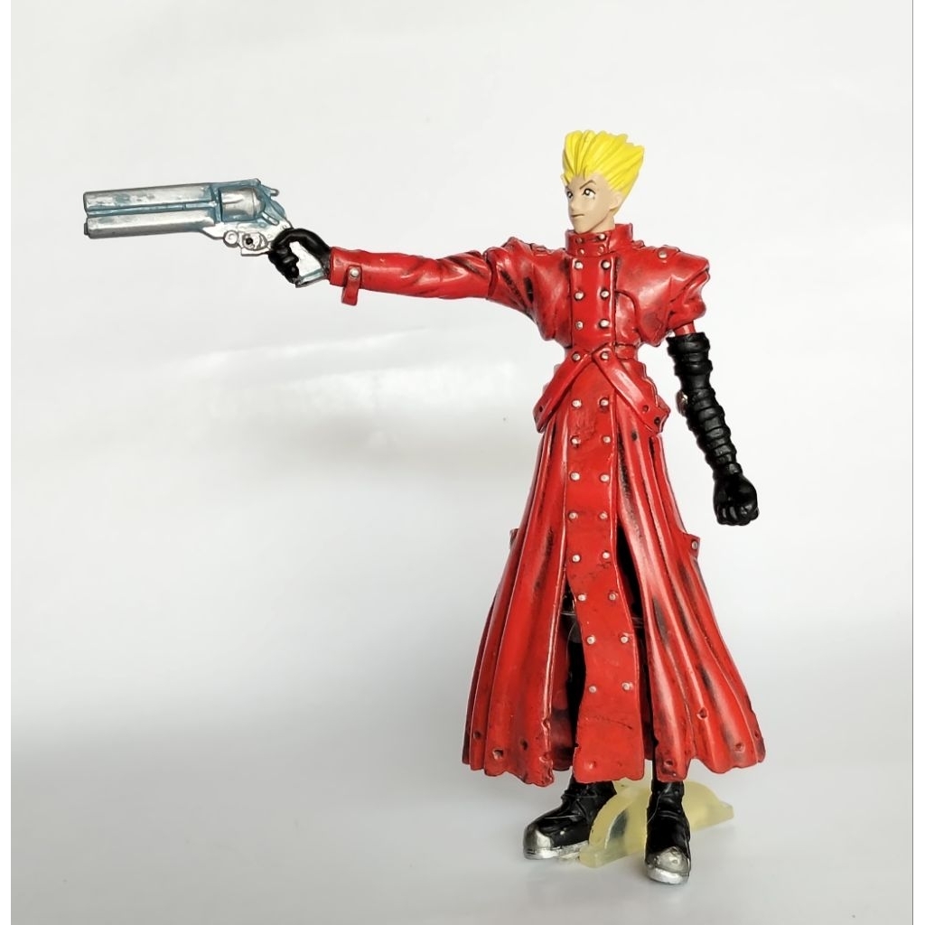 TRIGUN​ REAL ​FIGURE​ / BANDAI. 2002