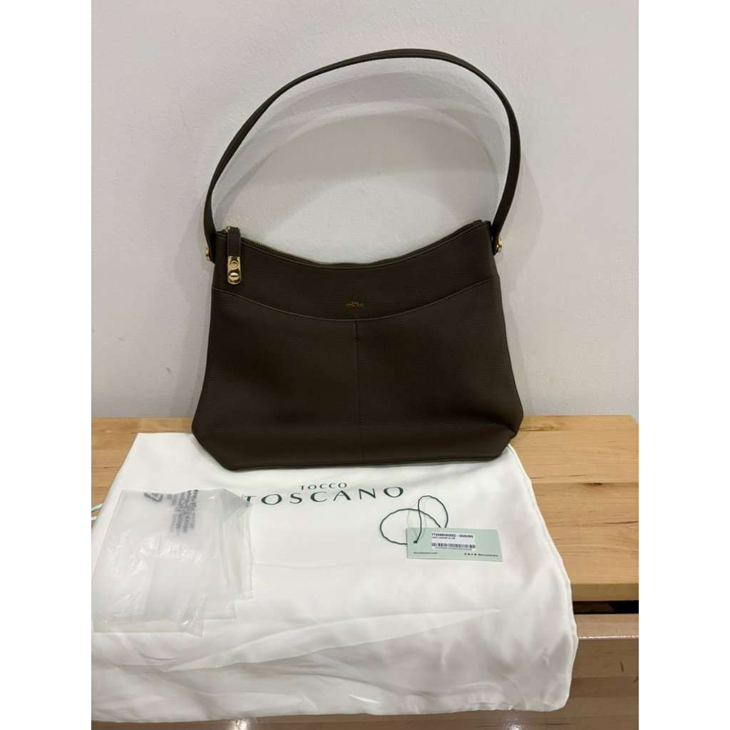ส่งต่อ กระเป๋า Alessia Hobo จาก Tocco Toscano